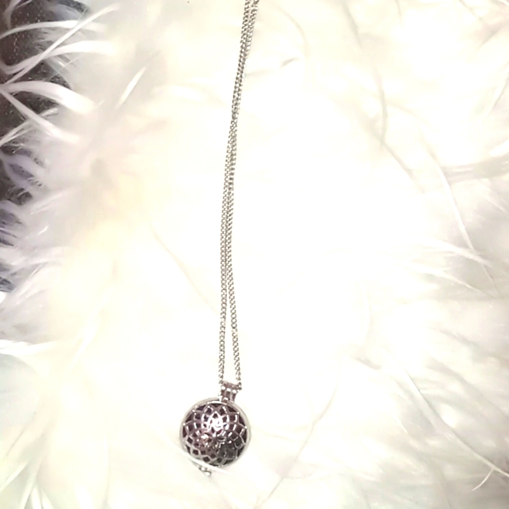 Aroma necklace